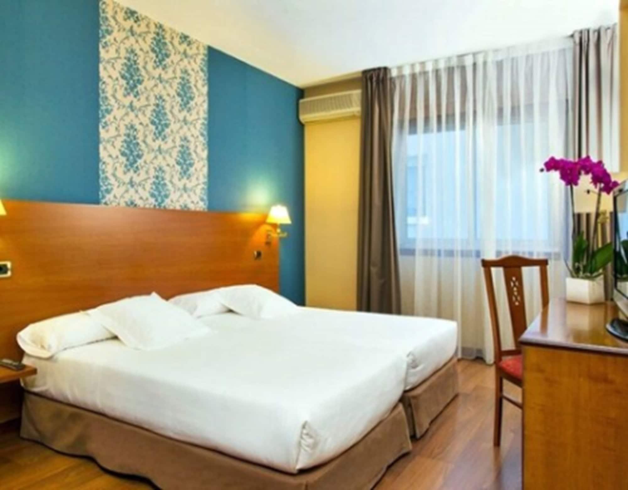 Oca Ipanema Hotel Vigo Exterior photo