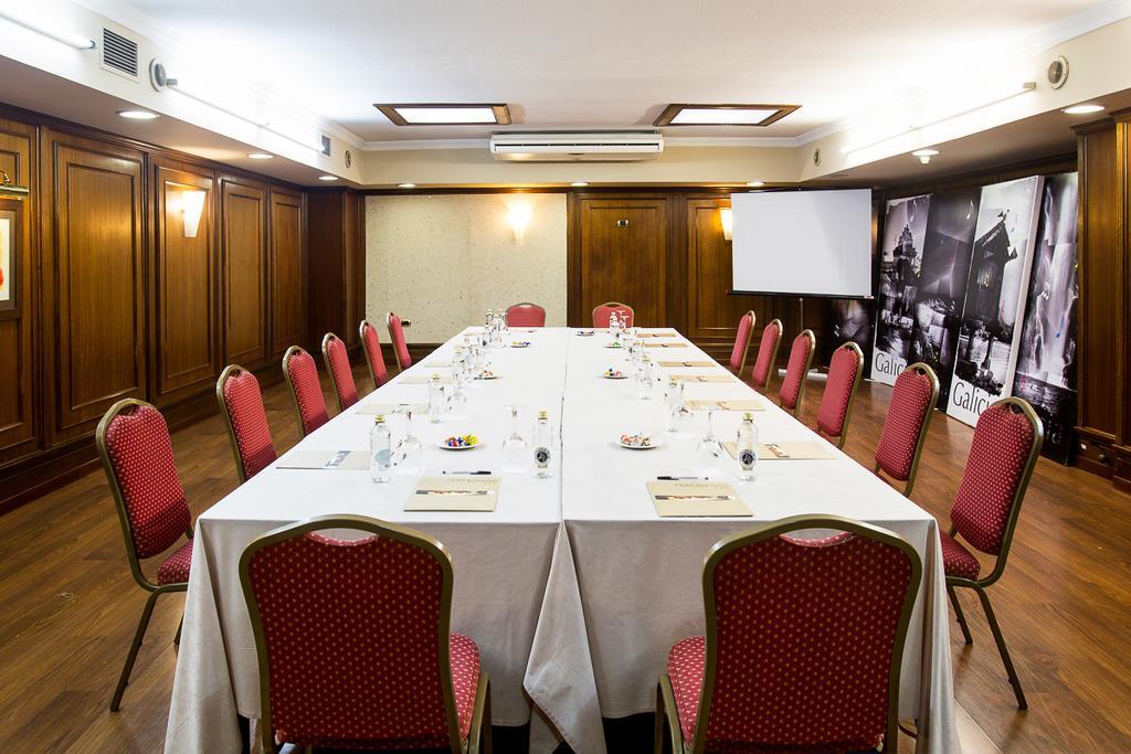 Oca Ipanema Hotel Vigo Exterior photo