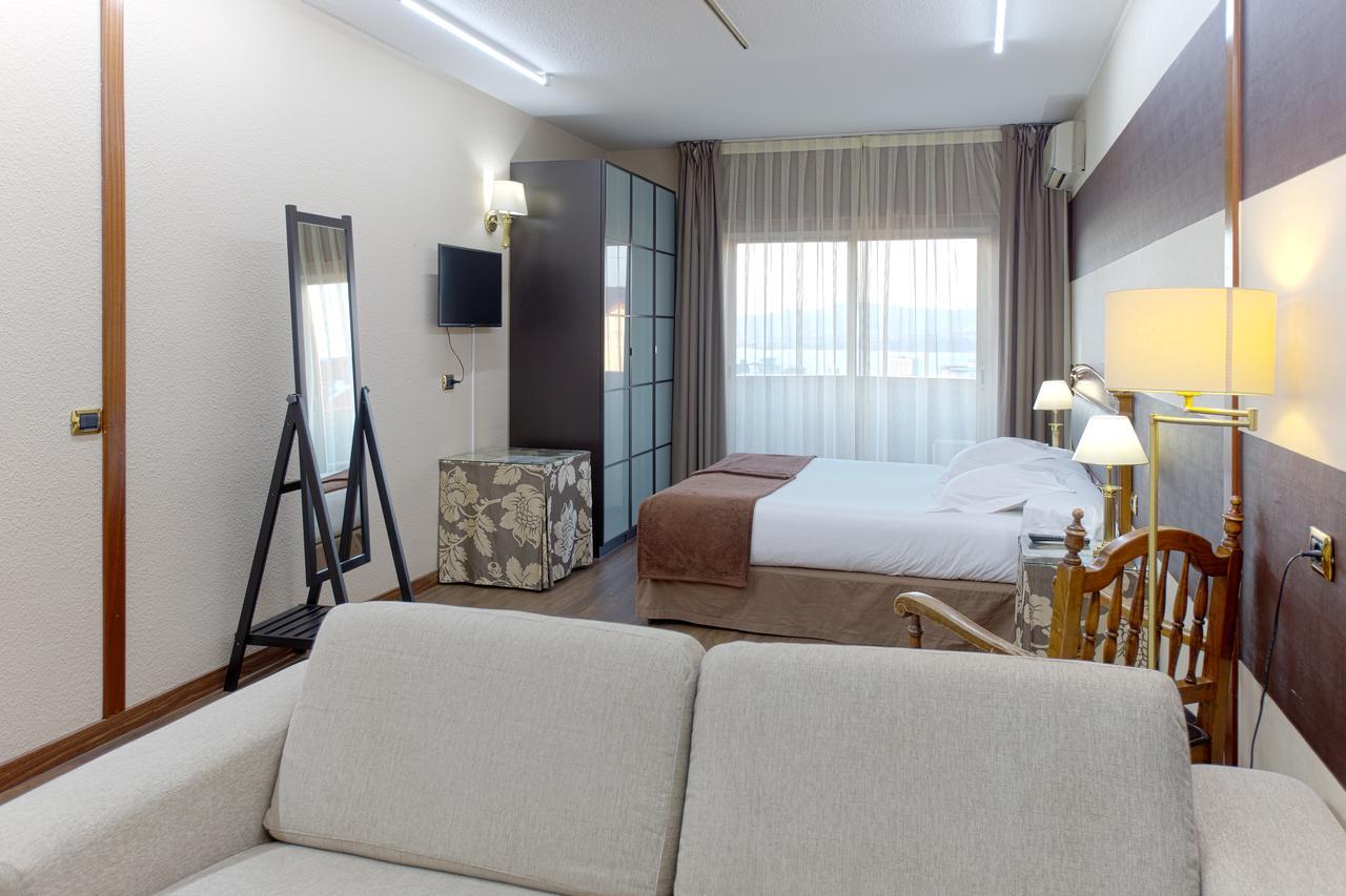 Oca Ipanema Hotel Vigo Exterior photo