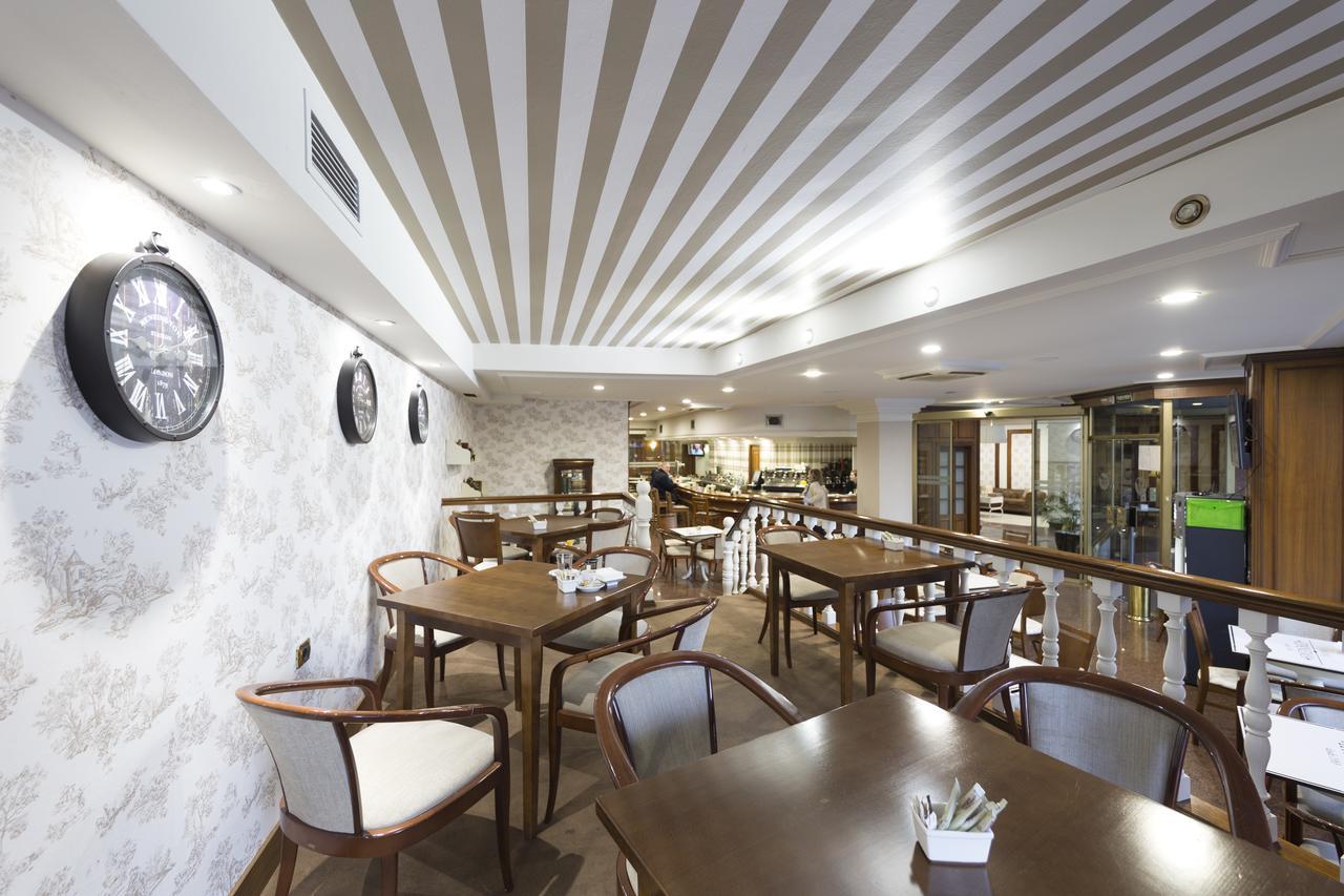 Oca Ipanema Hotel Vigo Exterior photo